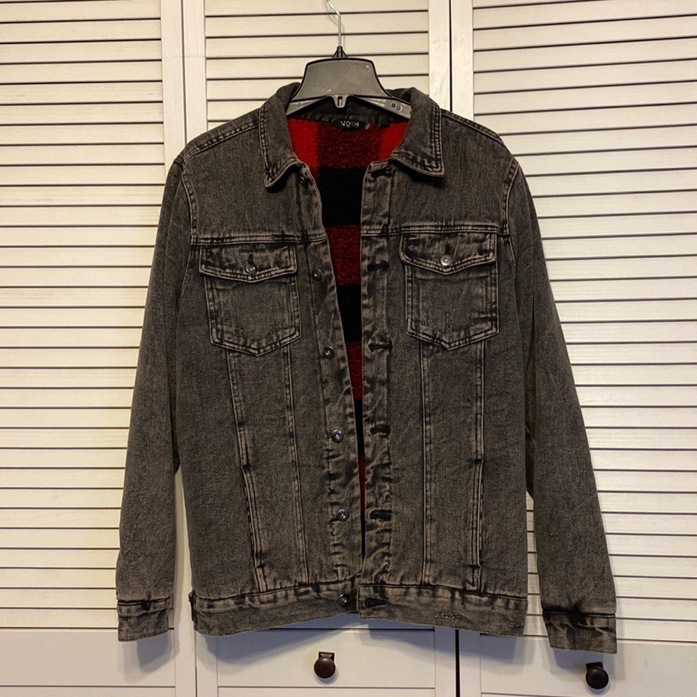 Nova Industries Distressed Jean Jacket Buffalo Sherpa Print Lining. Size S
